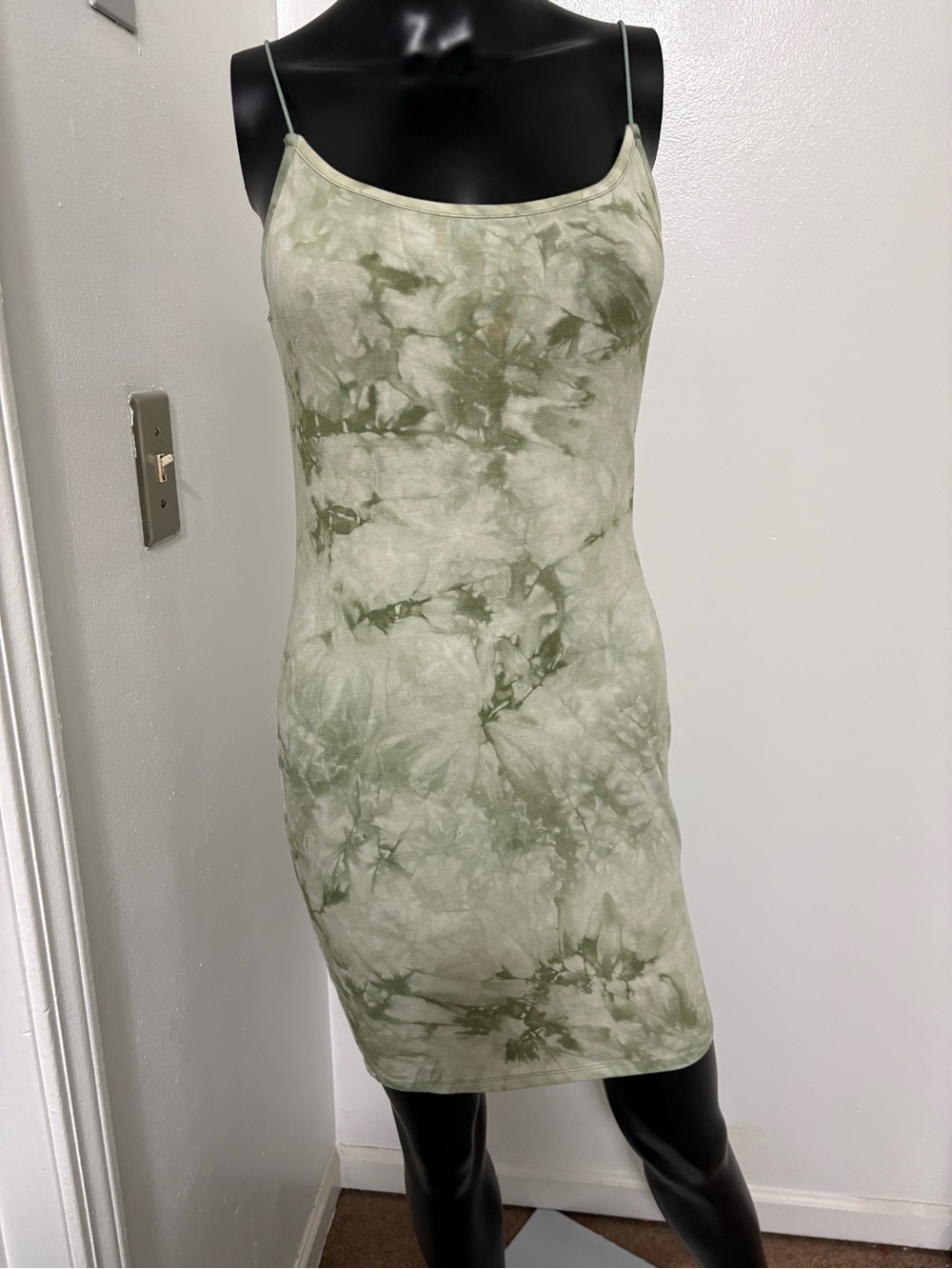 Heart Hips Light Green Tie-Dye Spaghetti Strap Dress